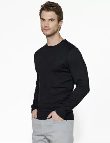 imagem de Tricot Bsico Slim Manchester Preto